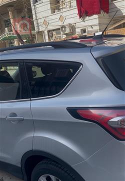 فۆرد ئێسکەیپ